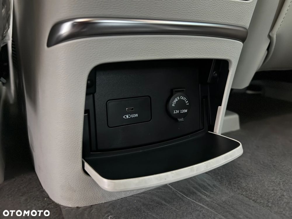 Forthing V-Tour U-Tour V9 / 1.5T HEV E-CVT - 17