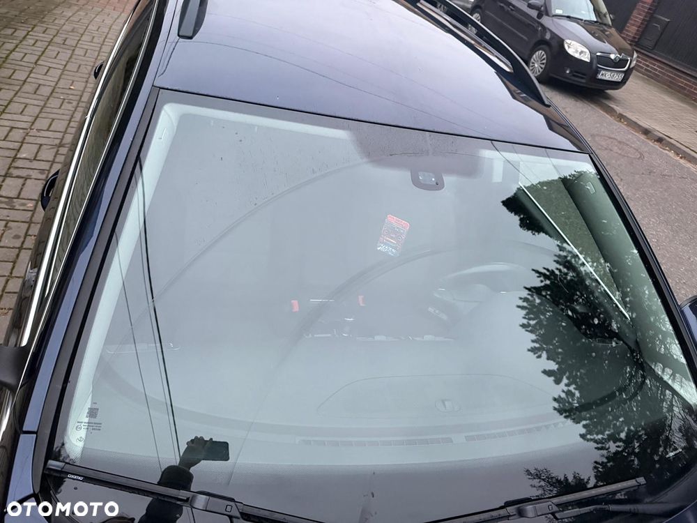 Volkswagen Passat 2.0 TDI Trendline - 13