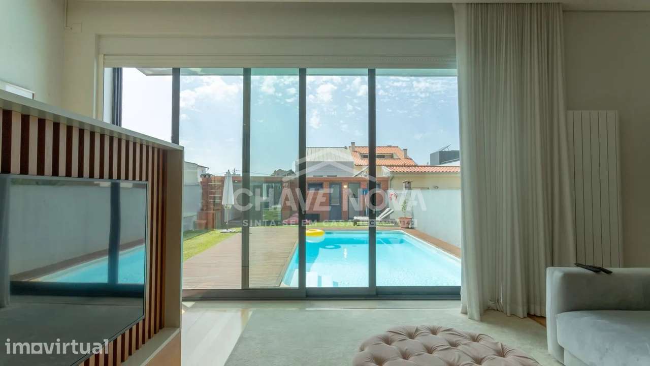 Moradia Geminada V3 c/ Piscina em Lavra (Matosinhos) - Grande imagem: 2/24