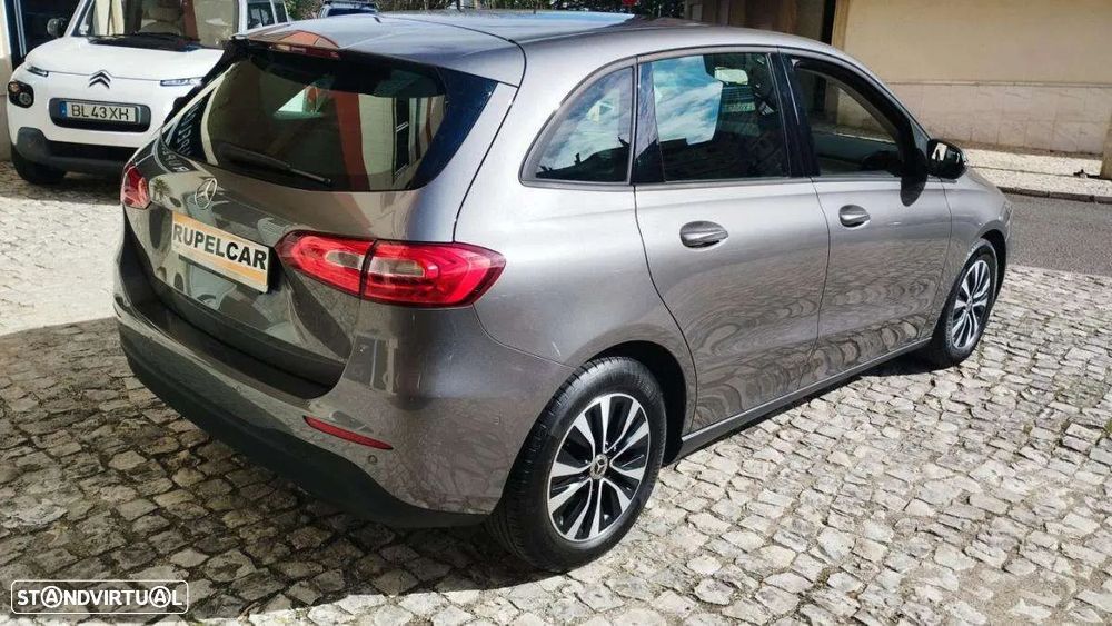 Mercedes-Benz B 180 d Style Plus - 9