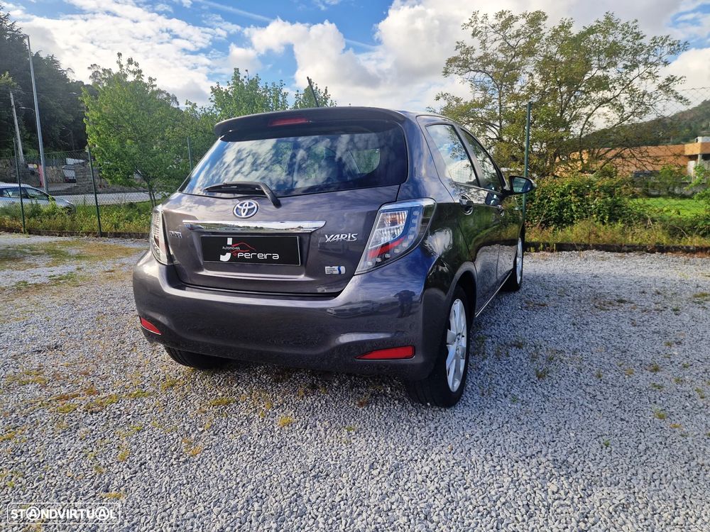 Toyota Yaris 1.5 HSD Sport+Navi - 14