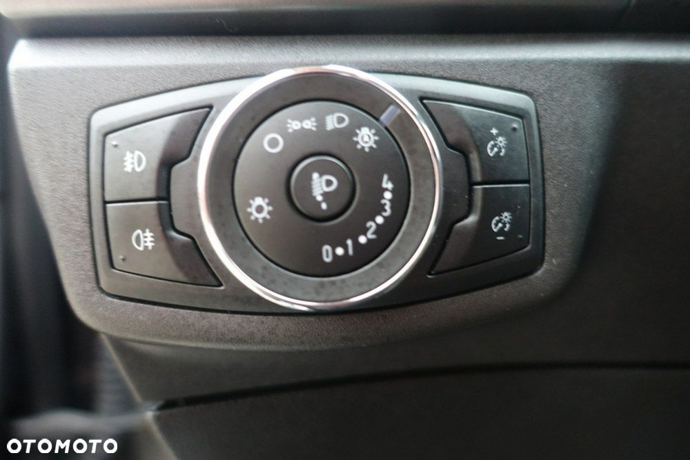 Ford Mondeo - 34