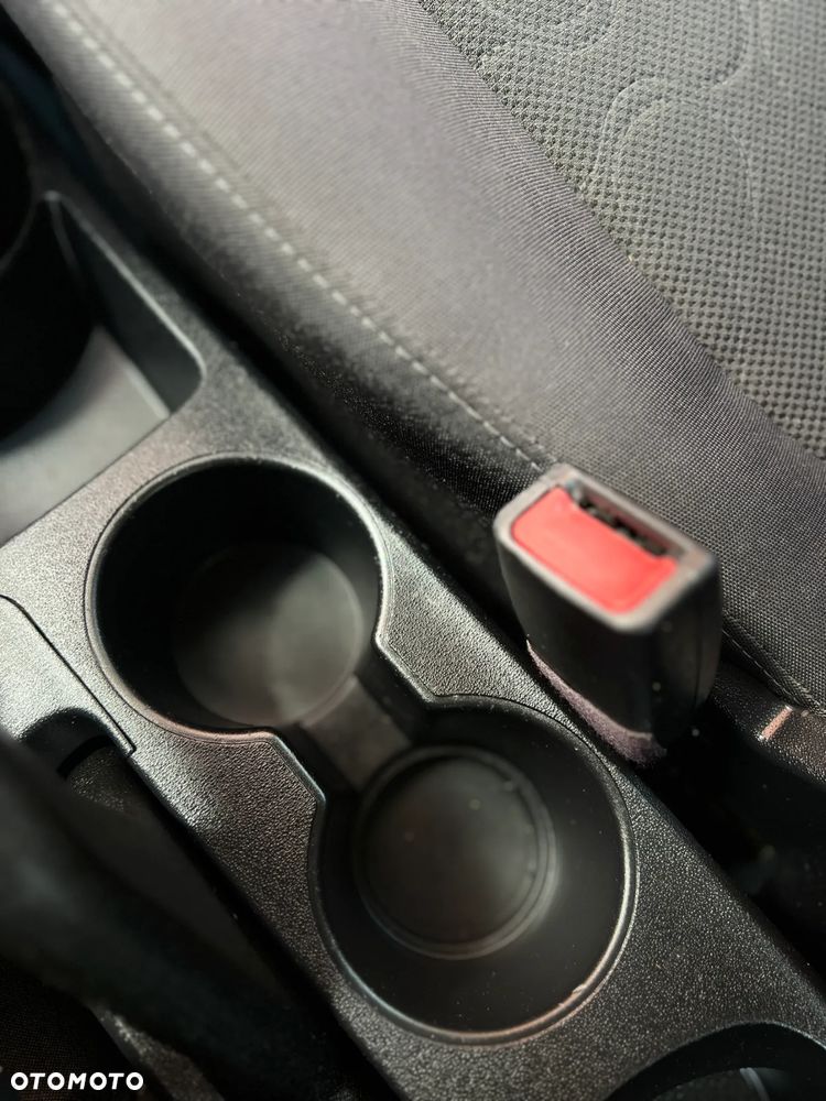 Hyundai i20 - 25