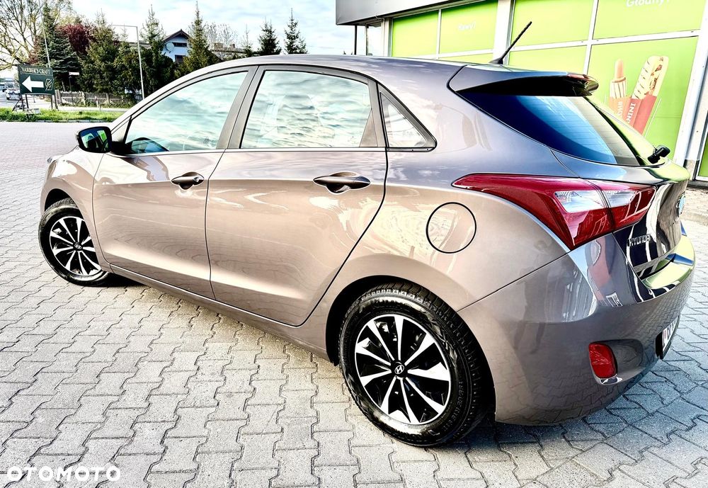 Hyundai i30 1.4 Premium - 21