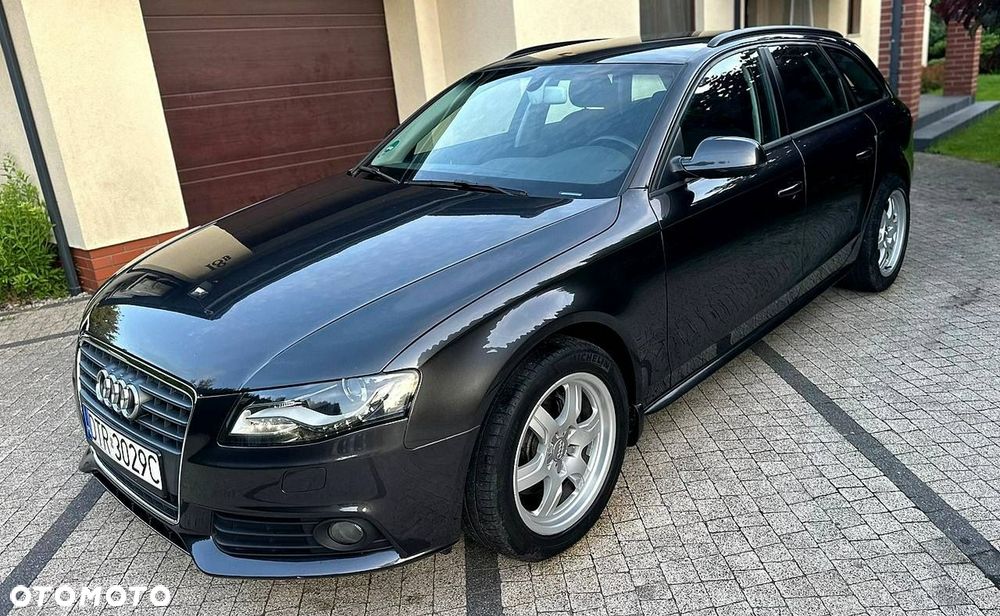 Audi A4 Avant - 25