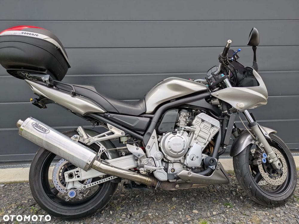 Yamaha FZS - 3