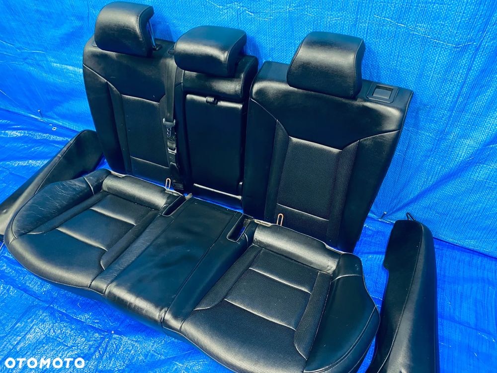 FOTEL FOTELE ŚRODEK KANAPA TYLNA TYŁ TYLNE HYUNDAI I40 KOMBI 13R SKÓRY CZARNE KOMPLET ORYGINAŁ - 6
