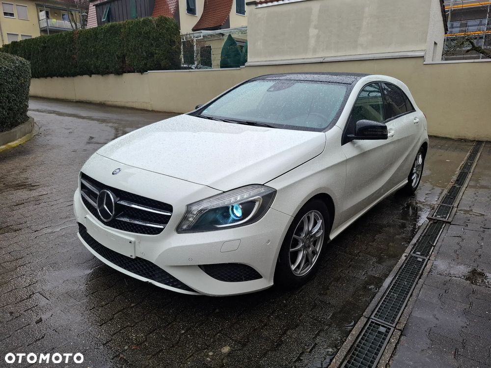 Mercedes-Benz Klasa A 180 (BlueEFFICIENCY) Urban - 1