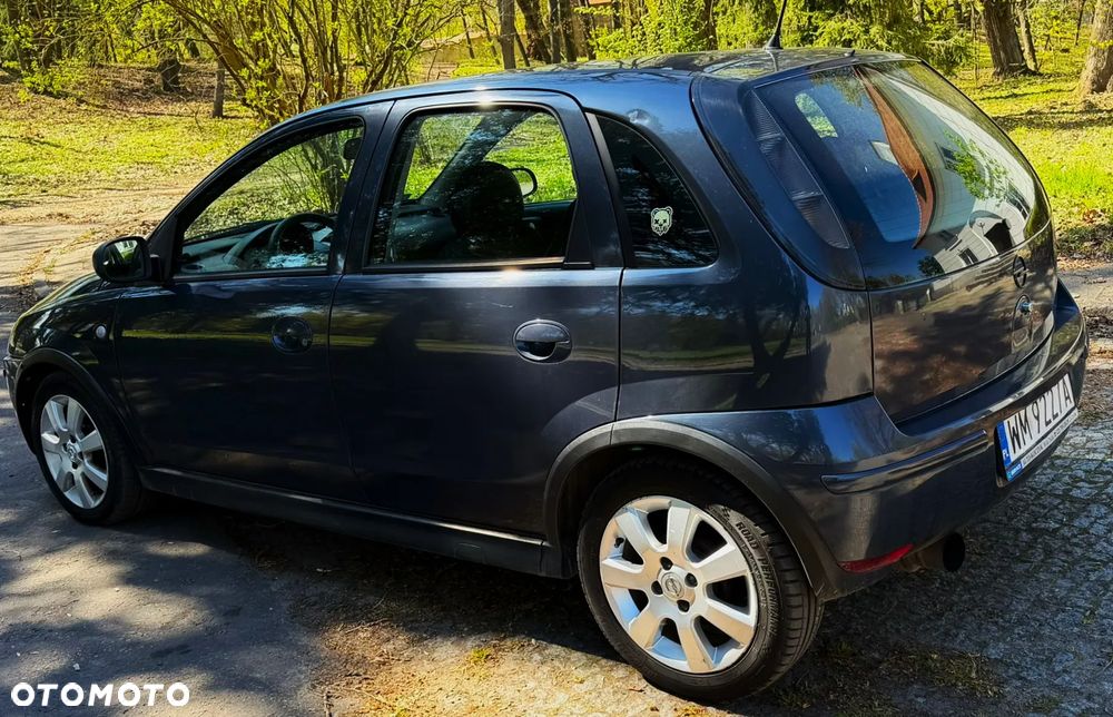 Opel Corsa 1.2 16V - 9