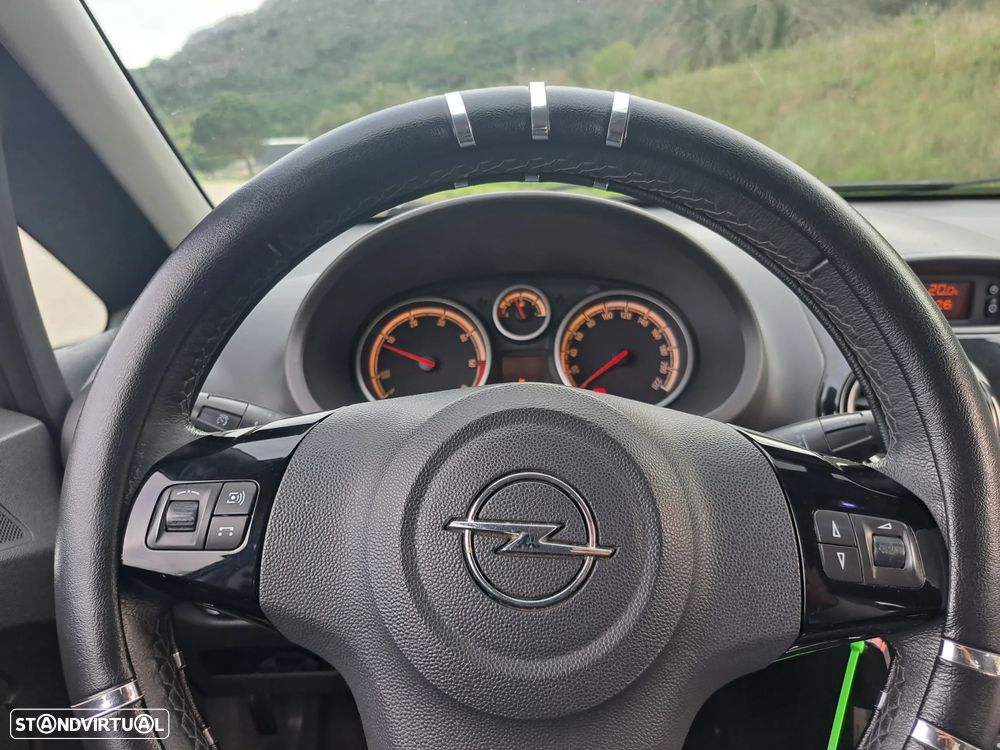 Opel Corsa 1.3 CDTI Stripes - 16