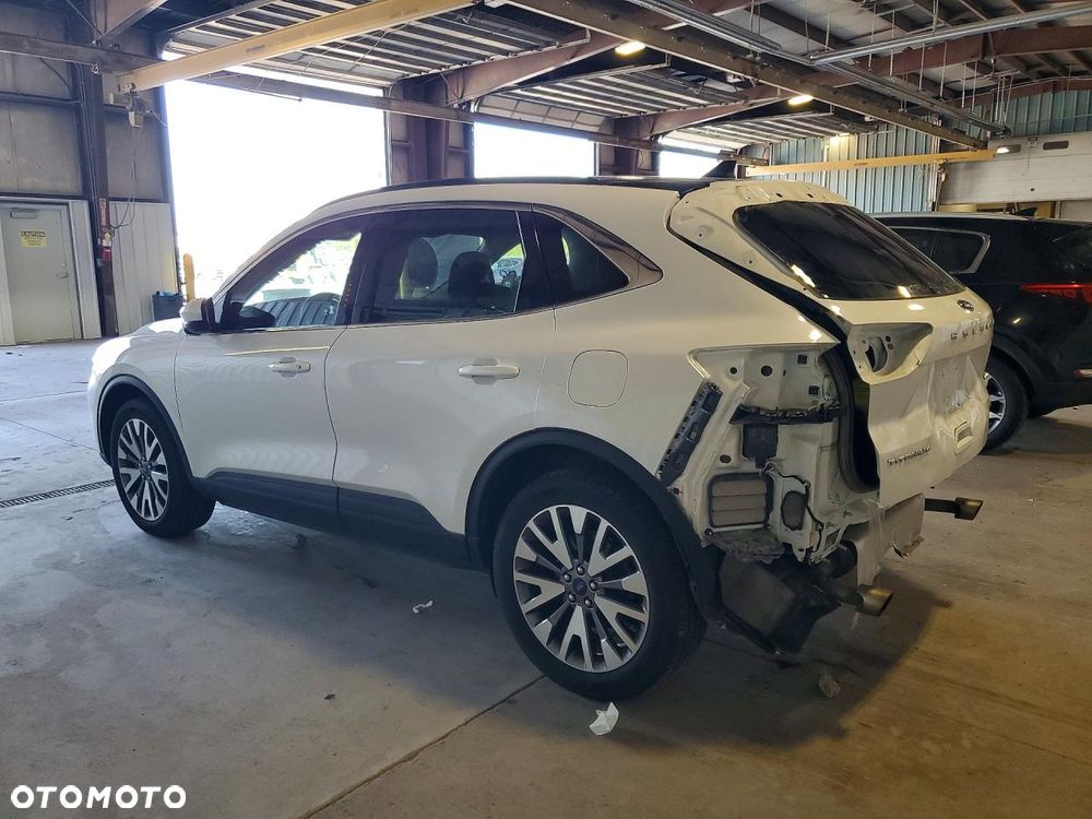 Ford Escape 2.0 EcoBoost AWD Titanium - 5