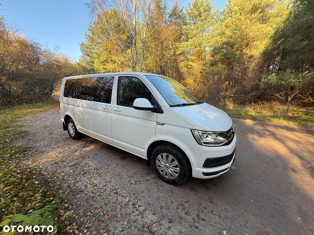 Volkswagen Caravelle 2.0 TDI L2 Comfortline DSG - 9