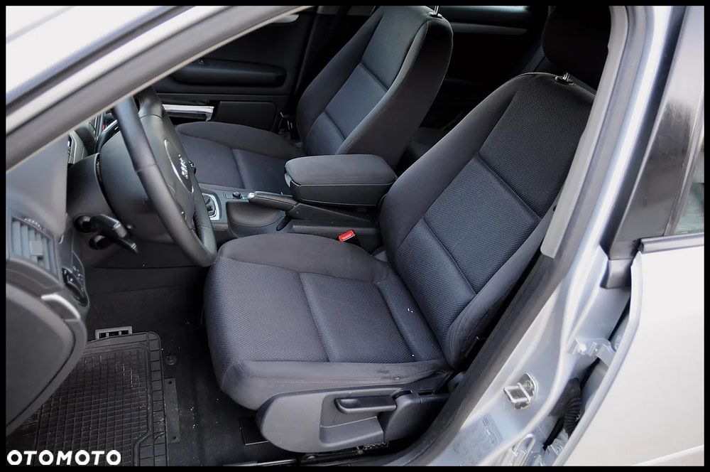 Audi A4 Avant - 25