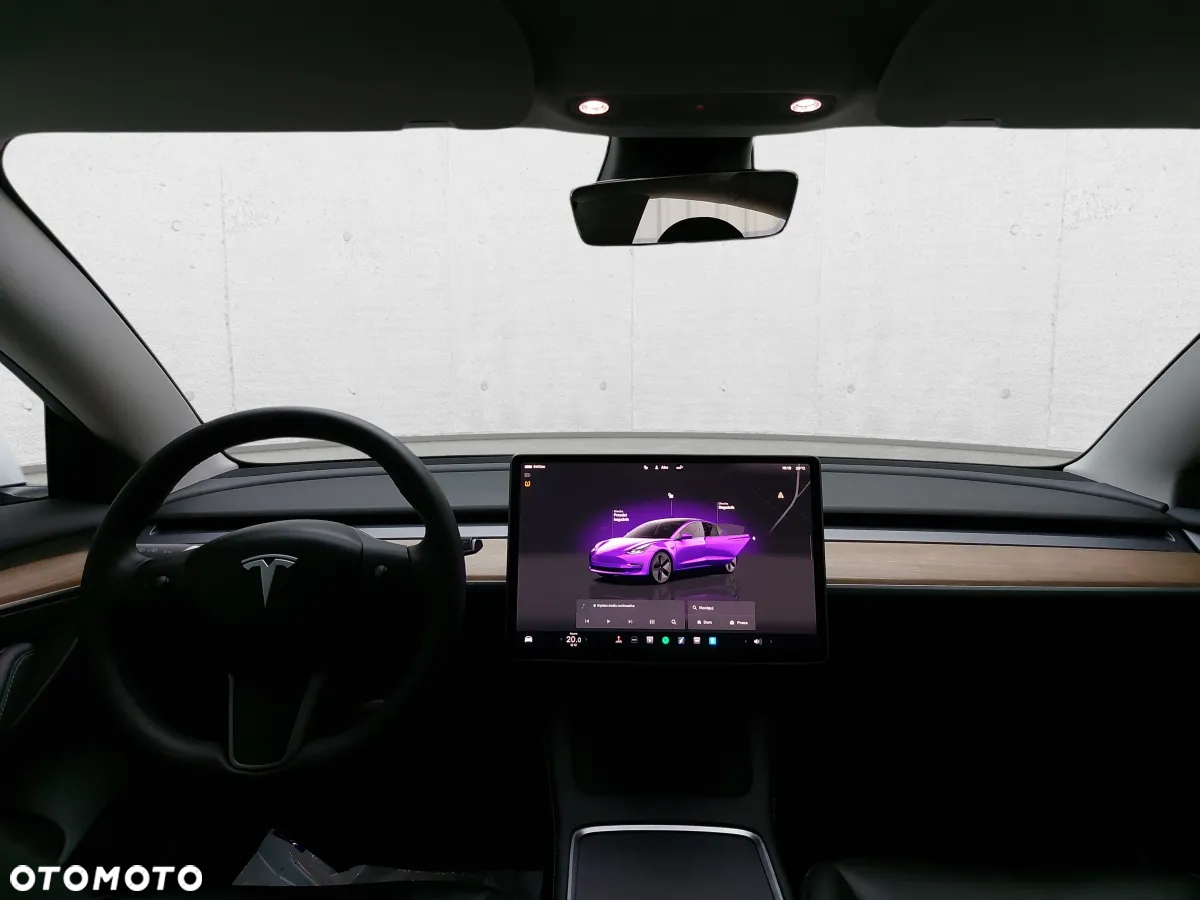 Tesla Model 3 Long Range AWD - 11