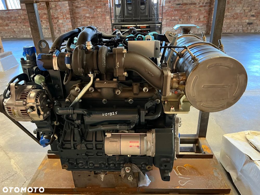 FV23% Silnik Kubota V2403-T Nowy Kompletny - 5