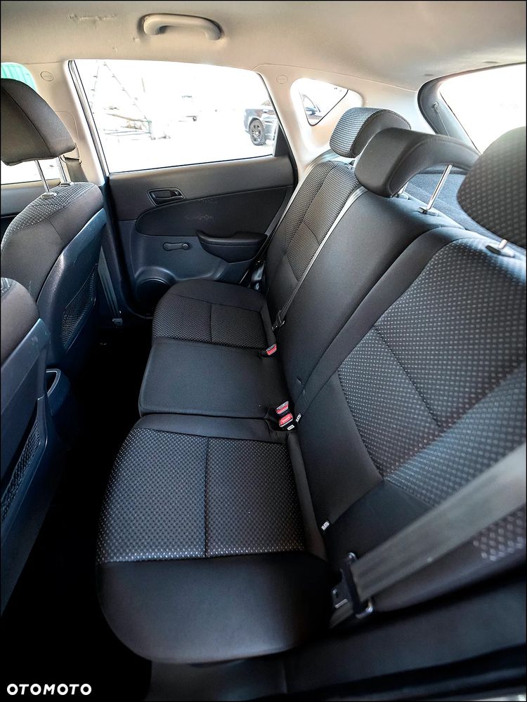 Hyundai i30 - 31