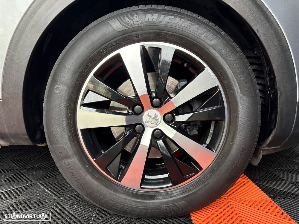 Peugeot 3008 PureTech 130 Stop & Start GPF EAT8 Active - 4