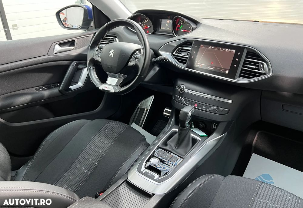 Peugeot 308 PureTech 130 EAT6 Stop & Start GT-Line Edition - 16