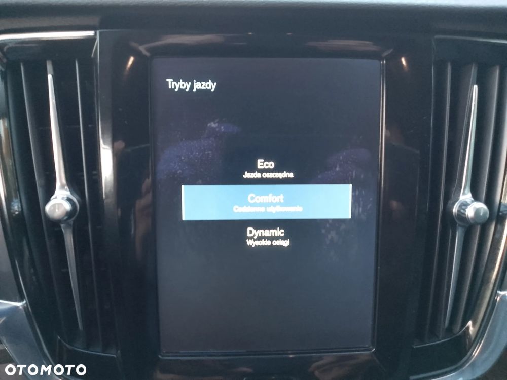 Volvo V90 T5 Geartronic Momentum - 23