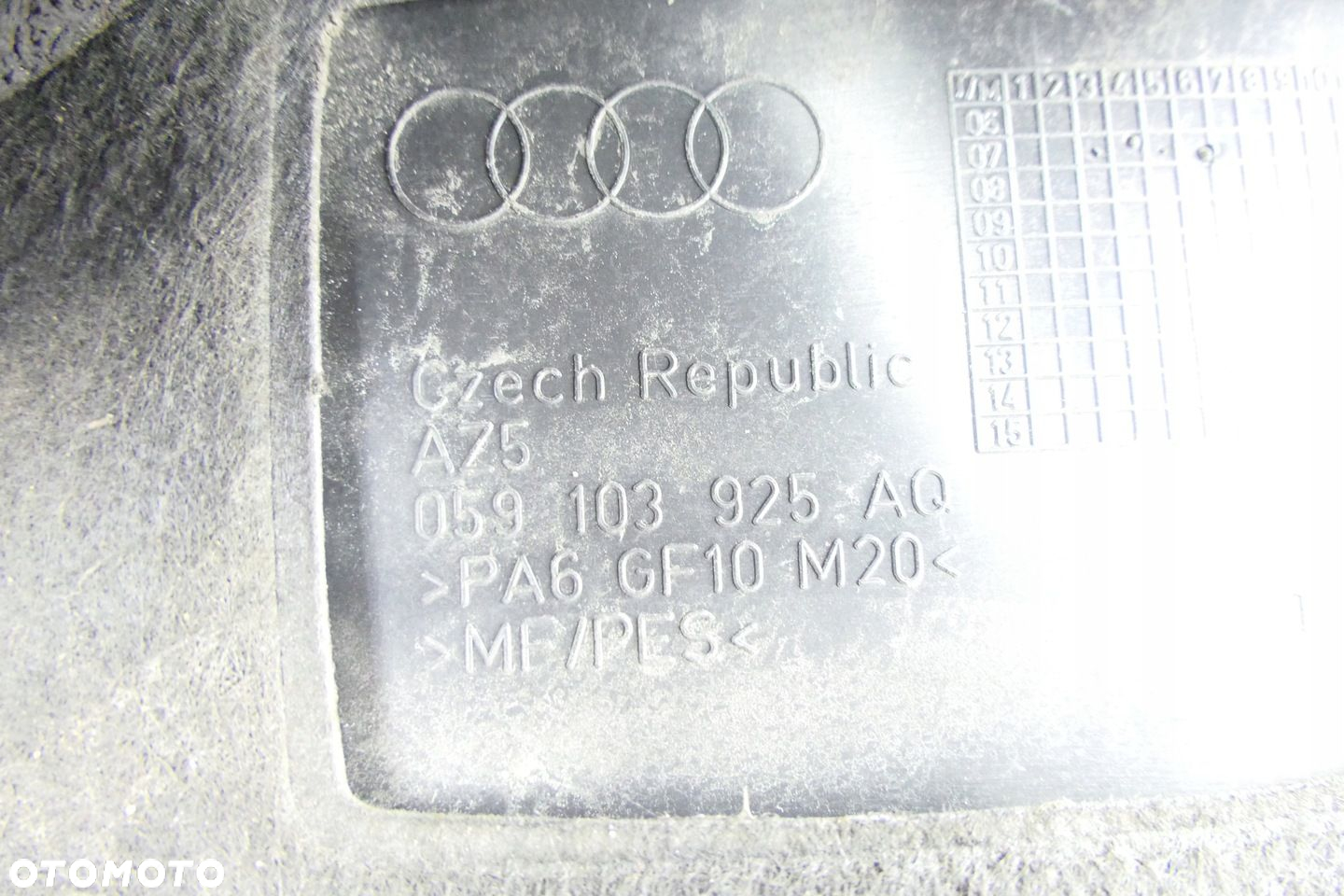 Osłona Pokrywa Silnika AUDI Q5 I A4 B8 A5 8T 2.7 3.0 TDI V6 059103925AQ - 4