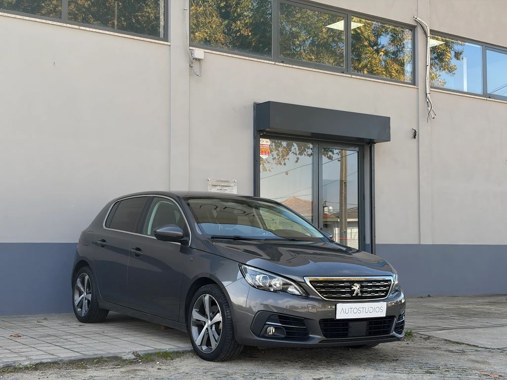 Peugeot 308 PureTech 130 GPF EAT8 Stop & Start Tech Edition