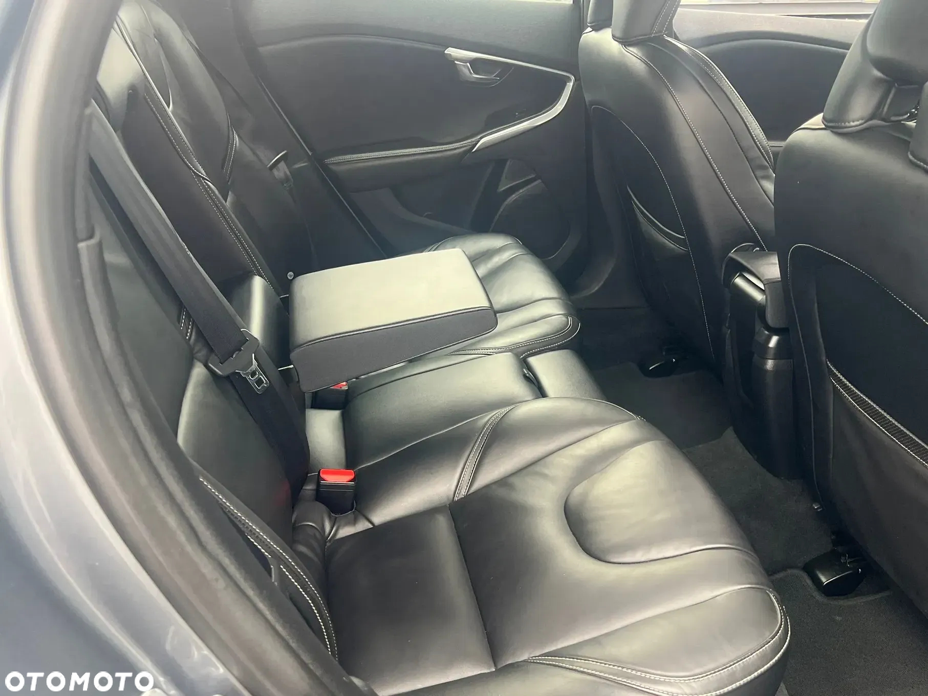 Volvo V40 Cross Country D3 Drive-E Base - 23
