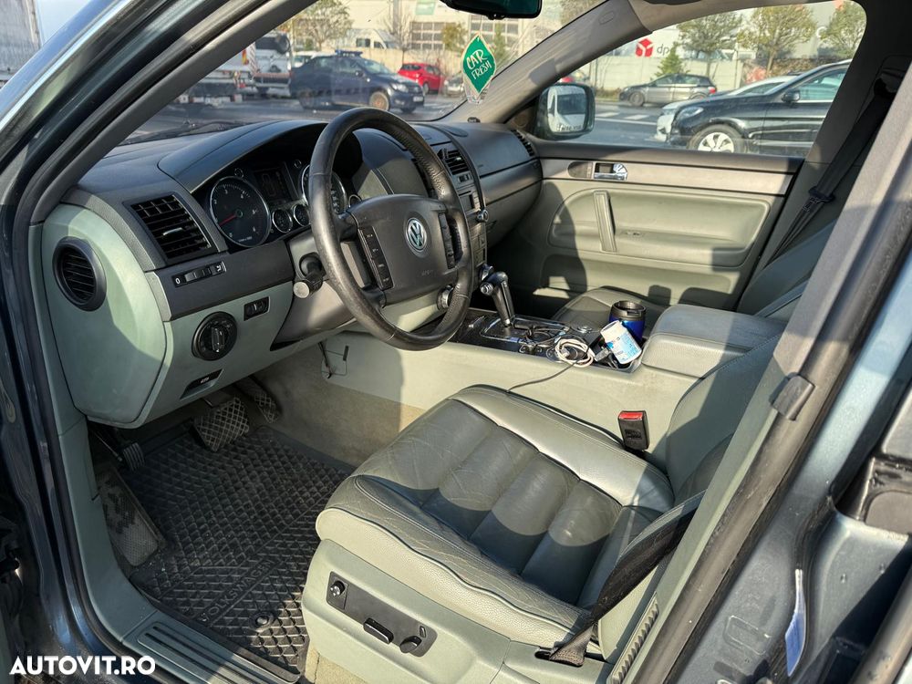 Volkswagen Touareg 2.5 TDI R5 Aut. - 4