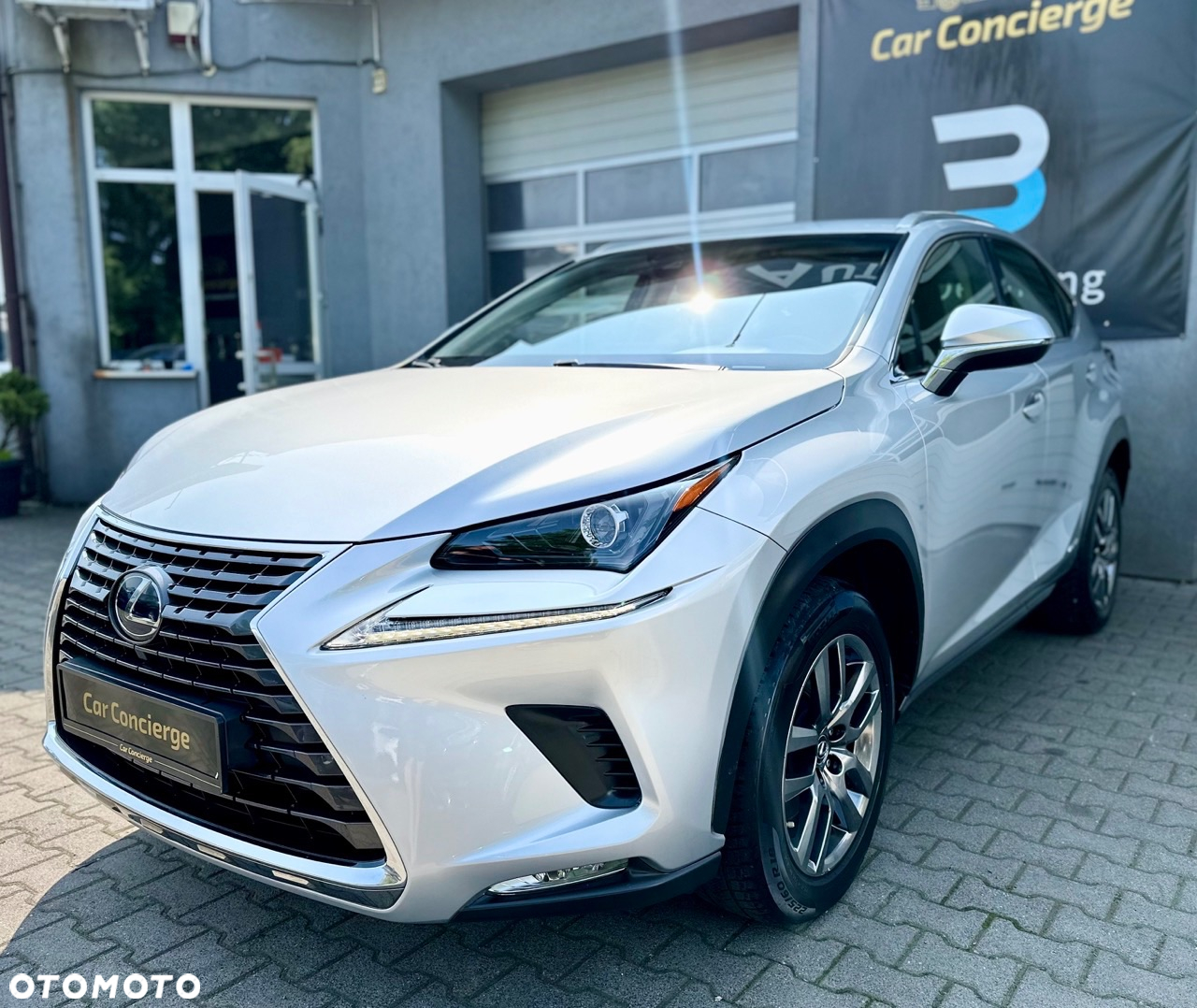 Lexus NX 300h Comfort AWD - 3