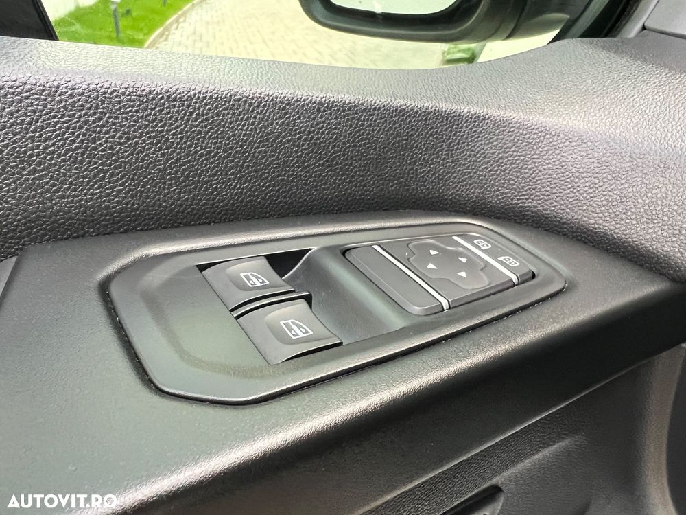 Renault Trafic - 19