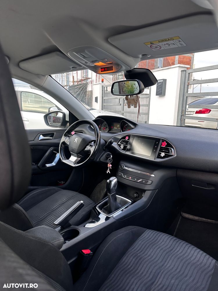 Peugeot 308 1.6 HDI FAP Access - 11