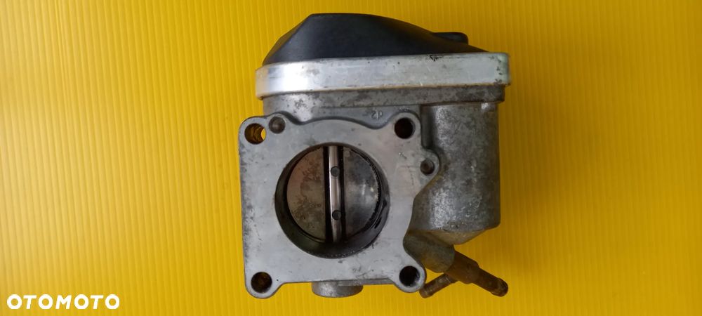 PRZEPUSTNICA 047133062D SKODA FABIA I 1.4 8V MPI - 3