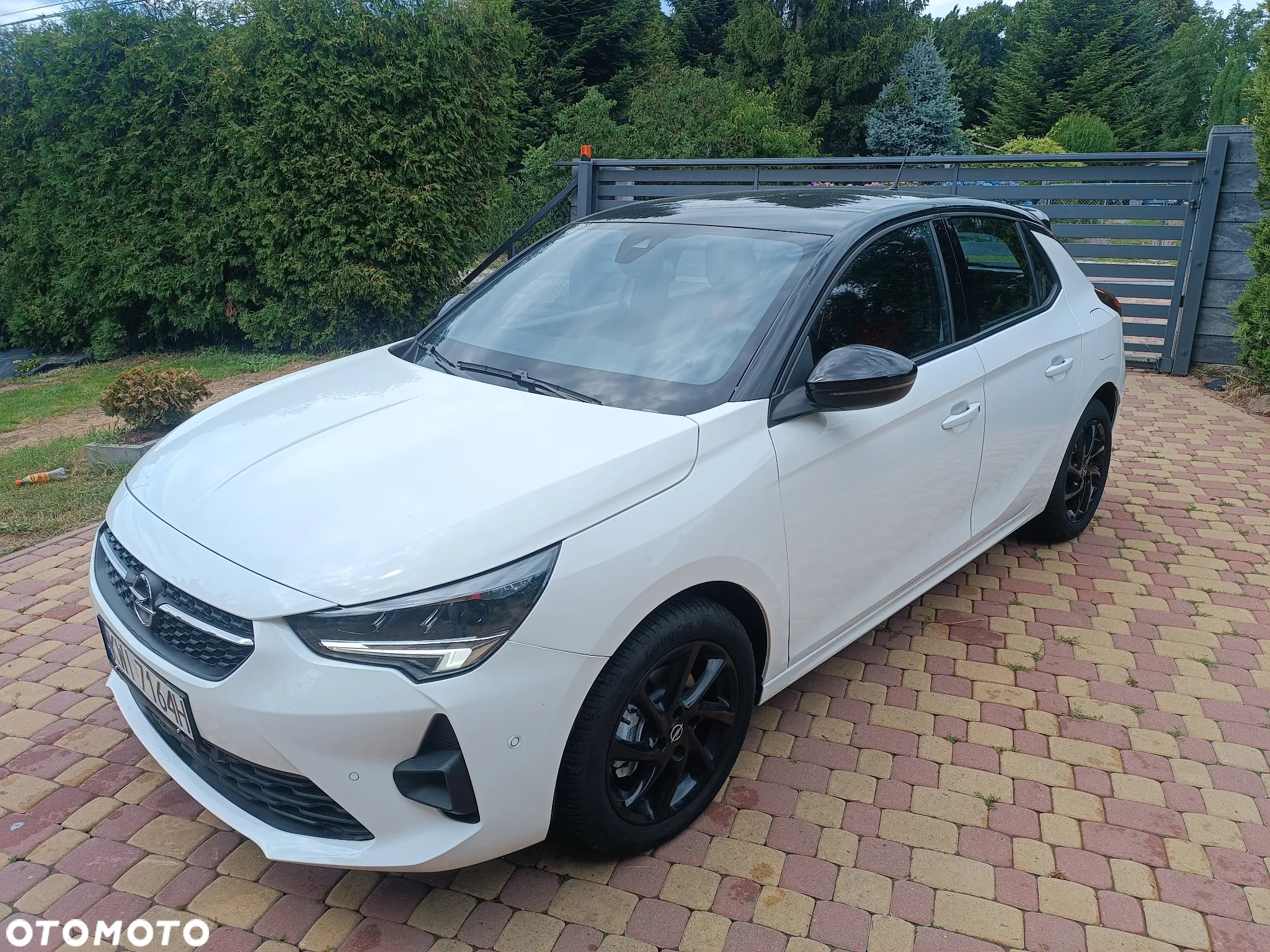 Opel Corsa 1.2 GS Line S&S - 11