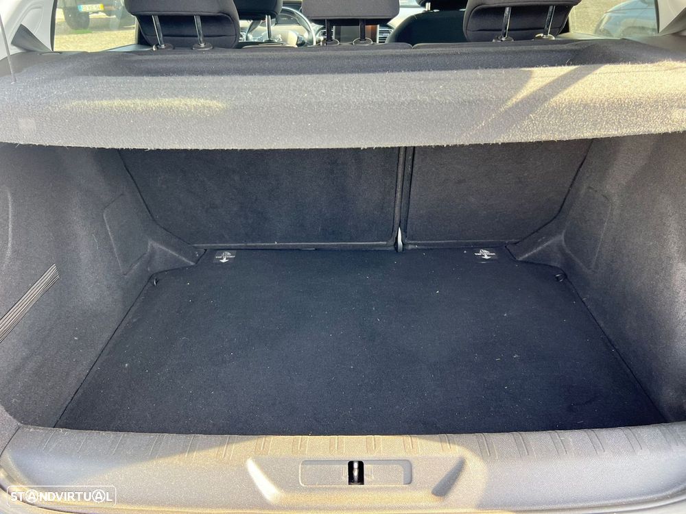 Peugeot 308 1.2 PureTech Access - 17