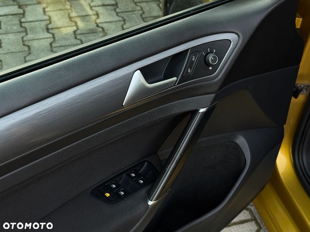 Volkswagen Golf 1.4 TSI BMT Comfortline - 16