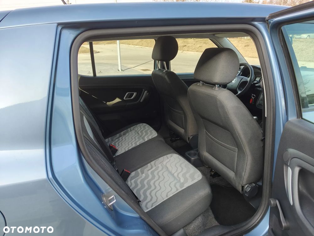 Skoda Fabia - 12