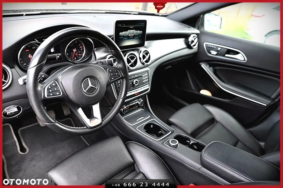 Mercedes-Benz GLA 250 7G-DCT AMG Line - 15