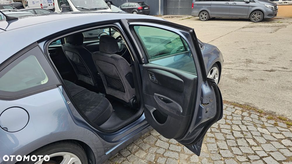 Citroën C4 2.0 HDi Exclusive - 13