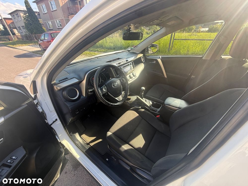 Toyota RAV4 2.0 D-4D Premium 4x2 - 21