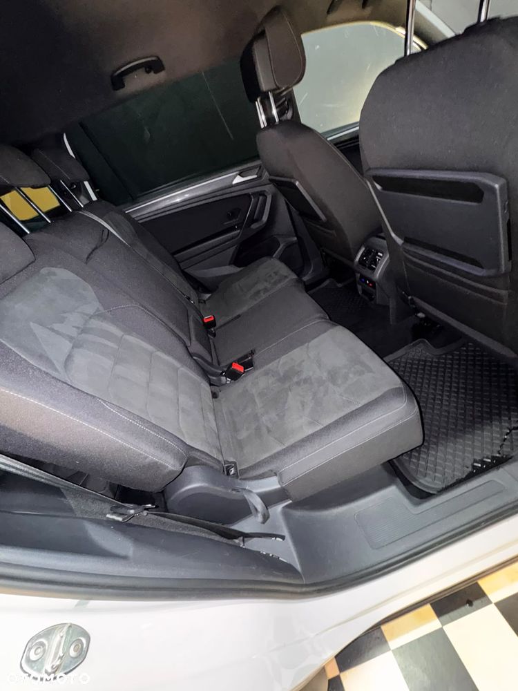 Volkswagen Tiguan 2.0 TDI SCR 4Mot R-Line DSG - 12