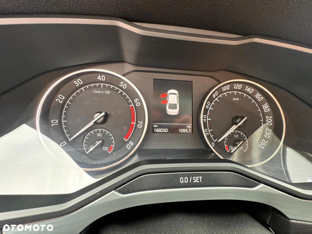Skoda Superb 1.5 TSI ACT Active DSG - 15