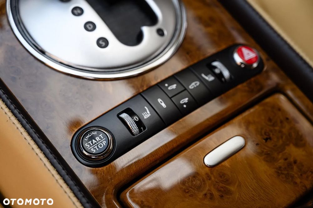 Bentley Continental GT - 32