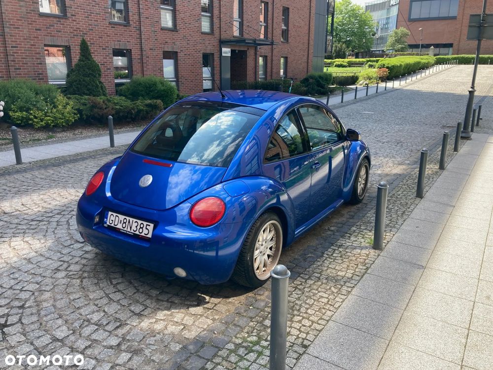 Volkswagen New Beetle - 3