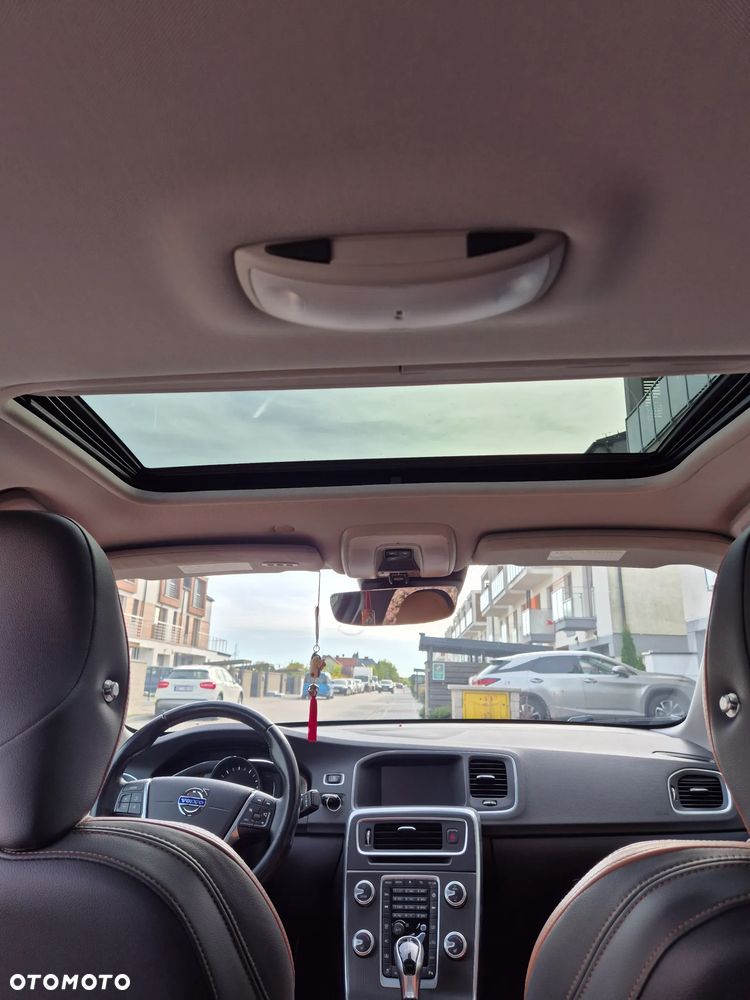 Volvo S60 T5 Drive-E R-Design Momentum - 26