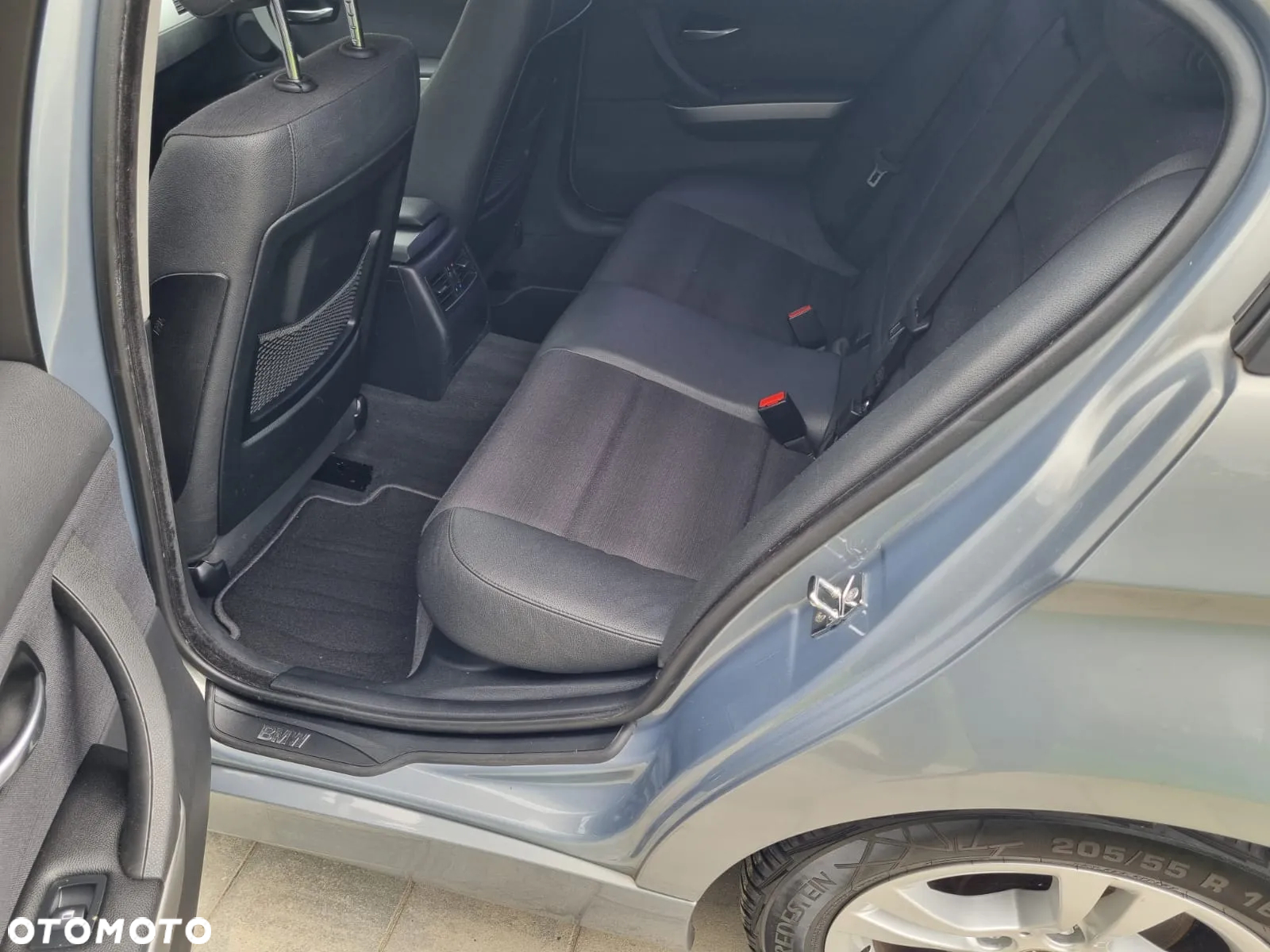 BMW Seria 3 318d Sport Line - 12