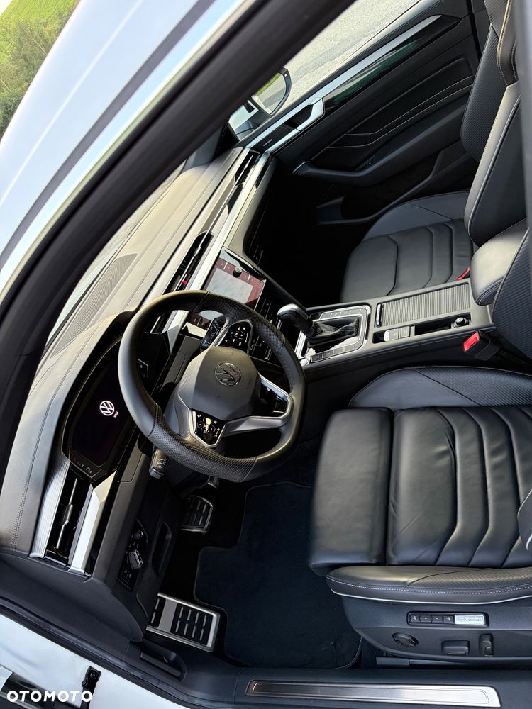 Volkswagen Arteon 2.0 TDI SCR R-Line DSG - 36