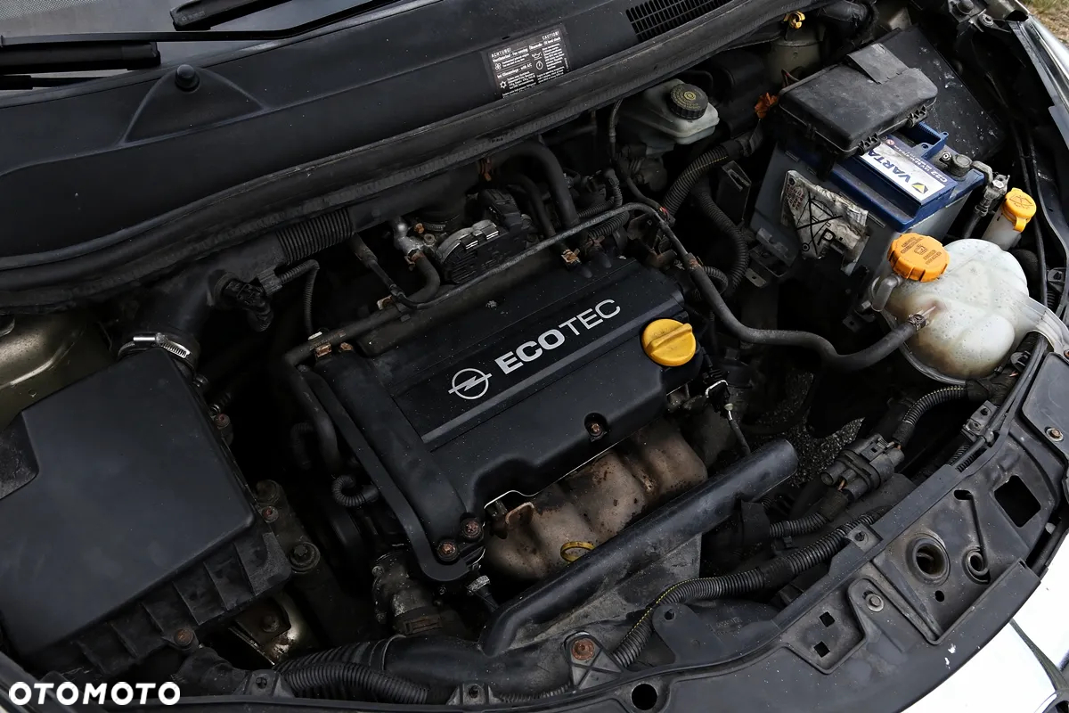 Opel Corsa 1.4 Cosmo - 40