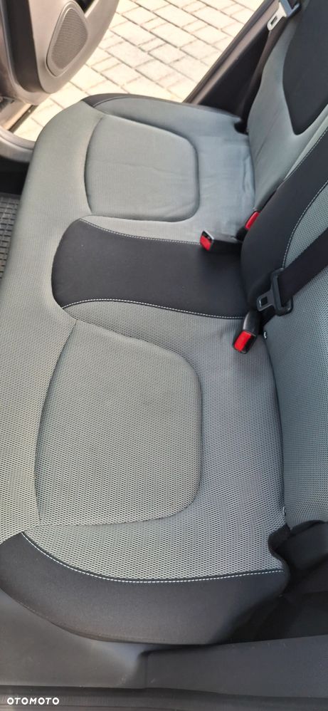 Renault Captur - 16