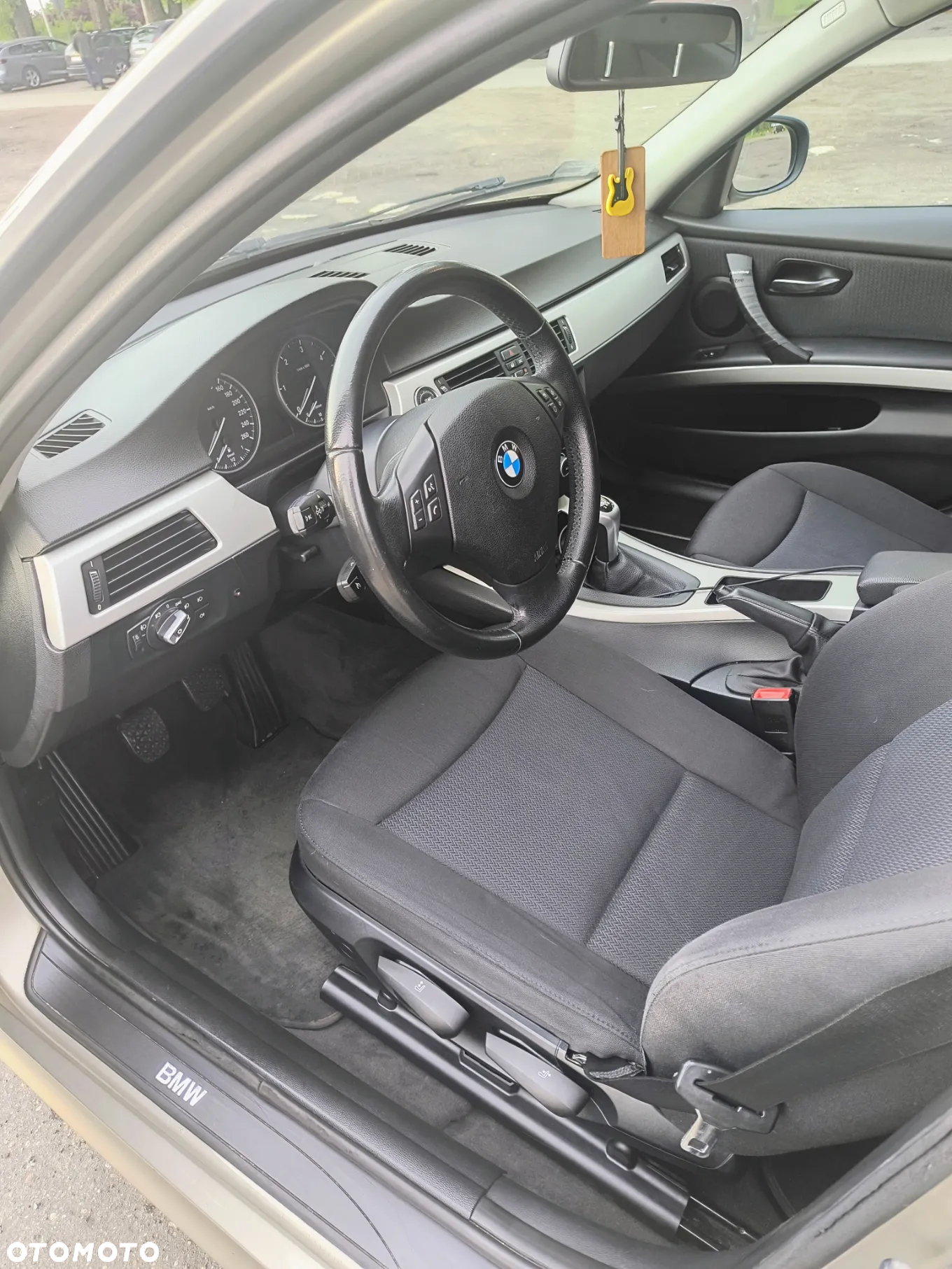 BMW Seria 3 318d - 12