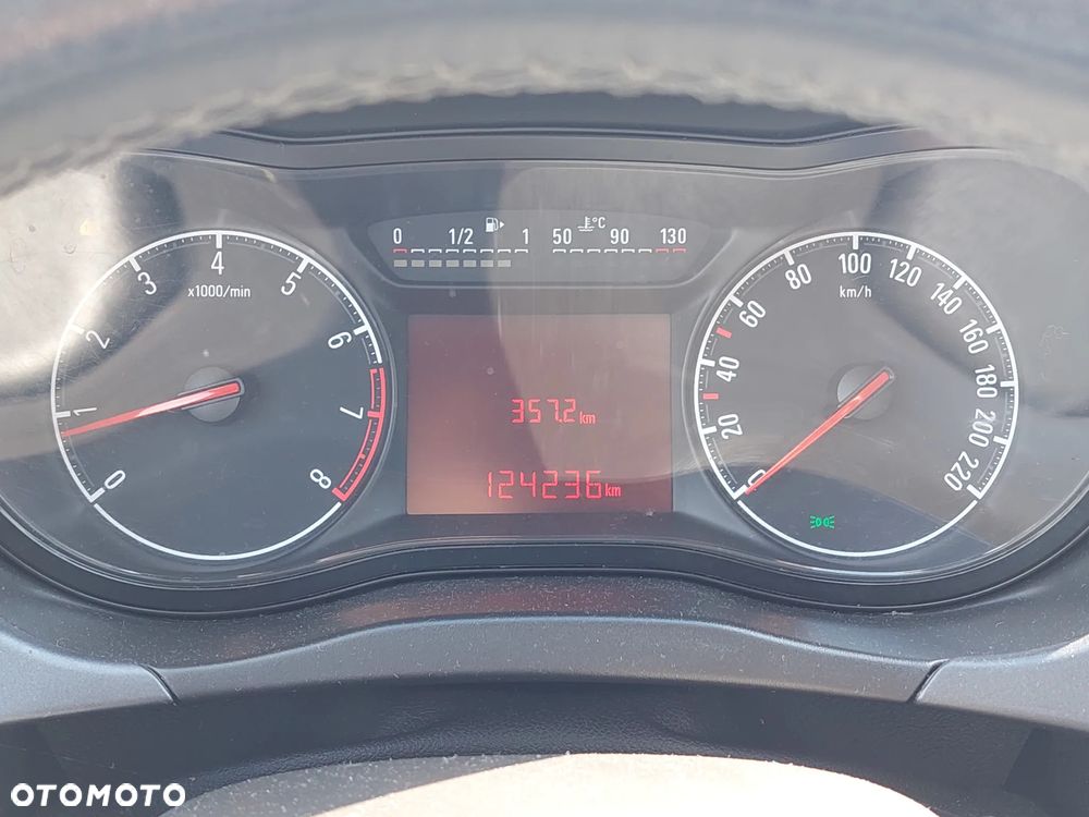 Opel Corsa Van - 8