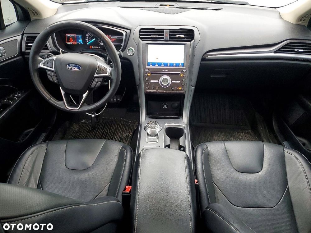 Ford Fusion 2.0 EcoBoost Titanium - 8